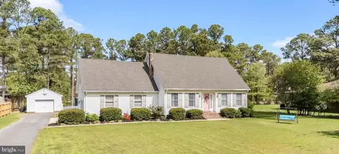 5050 Manokin Rd, Crisfield, MD 21817
