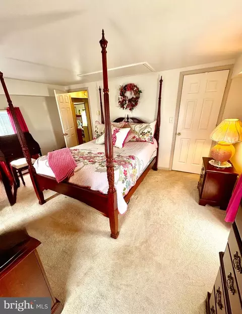 Bedroom - 3411 Marsh Rd, Ewell, MD 21824 photo 2 of 4