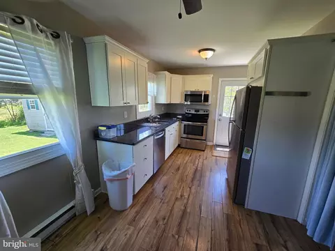 Kitchen - 113 2nd St, Crisfield, MD 21817 photo 4 of 4