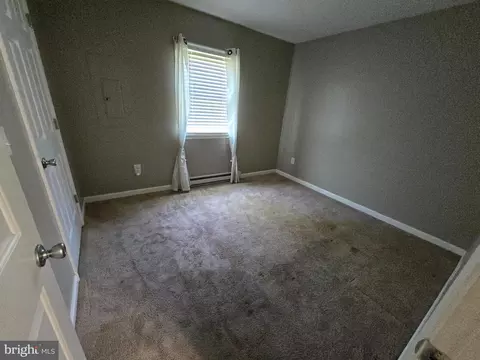 Bedroom - 113 2nd St, Crisfield, MD 21817 photo 3 of 3