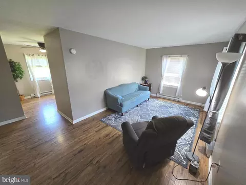 Living - 113 2nd St, Crisfield, MD 21817 photo 1 of 3