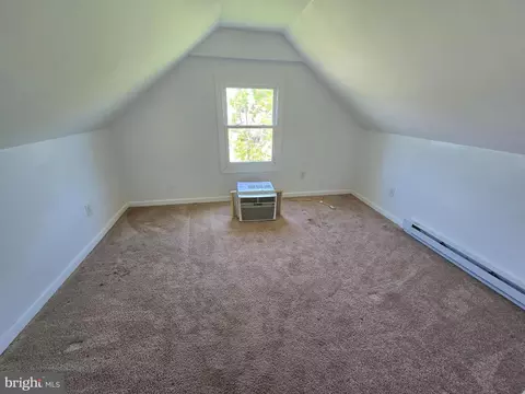 Bedroom - 113 2nd St, Crisfield, MD 21817 photo 1 of 3