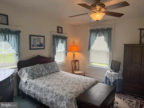 Bedroom - 27665 Fairmount Rd, Westover, MD 21871 photo 3 of 4