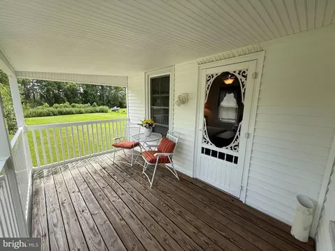 Exterior - 27665 Fairmount Rd, Westover, MD 21871 photo 2 of 3