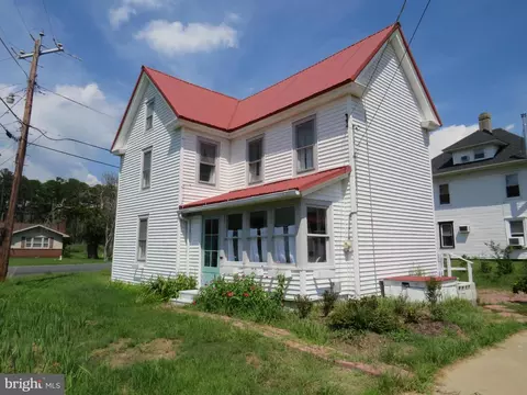 3289 Sackertown Rd, Crisfield, MD 21817