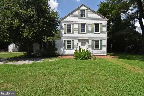 30472 Broad St, Princess Anne, MD 21853