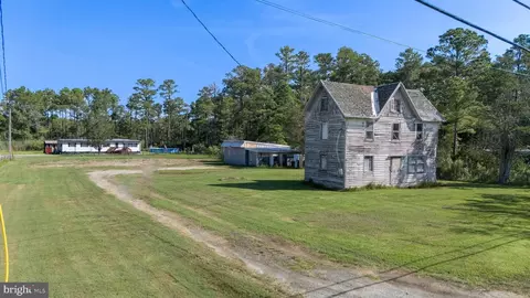 27020 Oriole Rd, Princess Anne, MD 21853