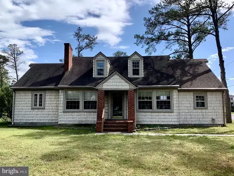23 Hall Hwy, Crisfield, MD 21817