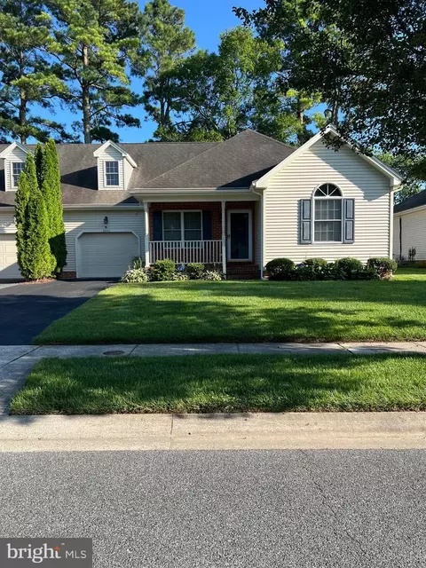 30471 Manor Dr, Princess Anne, MD 21853
