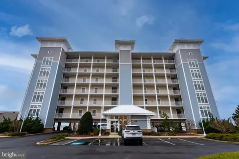 103 Williams St #213, Crisfield, MD 21817