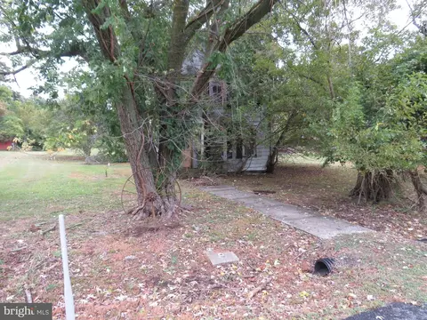 4211 Jacksonville Rd, Crisfield, MD 21817