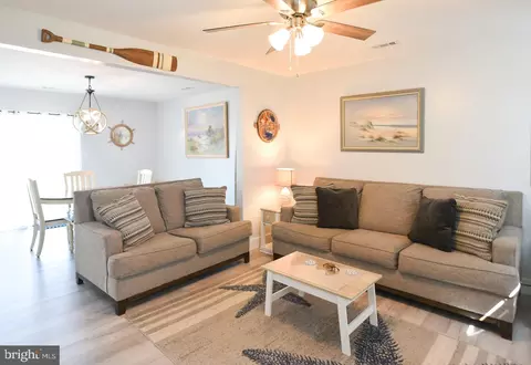 Living - 25830 Rumbley Rd, Westover, MD 21871 photo 1 of 2