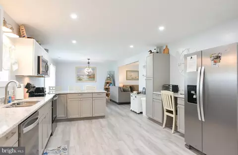 Kitchen - 25830 Rumbley Rd, Westover, MD 21871 photo 1 of 3