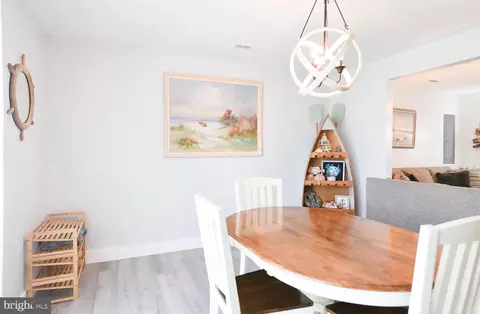 Dining - 25830 Rumbley Rd, Westover, MD 21871 photo 3 of 3