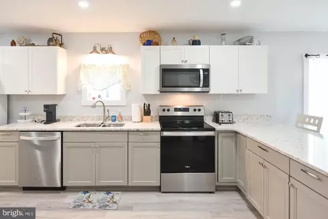 Kitchen - 25830 Rumbley Rd, Westover, MD 21871 photo 3 of 3