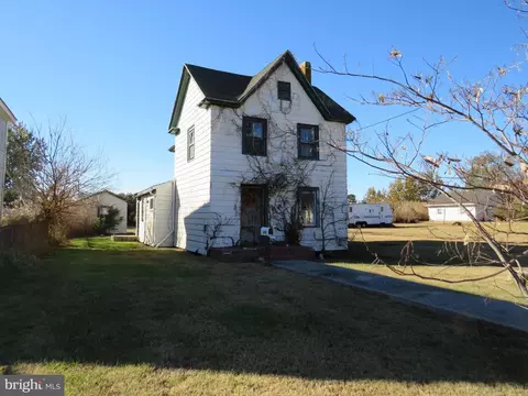 118 S Second St, Crisfield, MD 21817