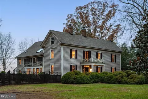 Exterior - 27947 Fairmount Rd, Westover, MD 21871 photo 6 of 29