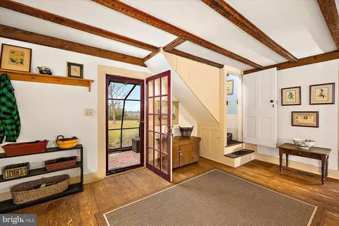 Entry Way - 27947 Fairmount Rd, Westover, MD 21871 photo 8 of 23