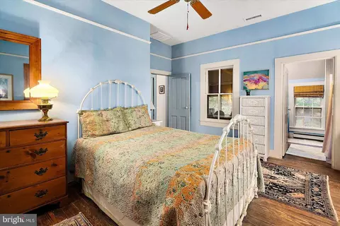Bedroom - 27947 Fairmount Rd, Westover, MD 21871 photo 2 of 9