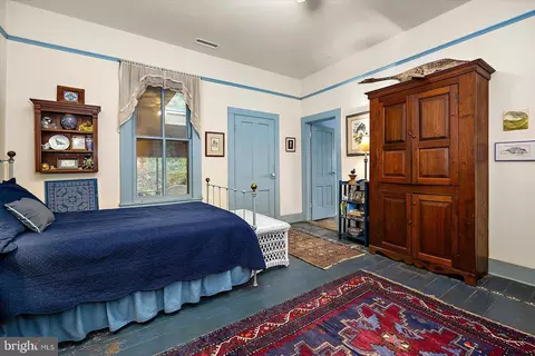 Bedroom - 27947 Fairmount Rd, Westover, MD 21871 photo 4 of 9