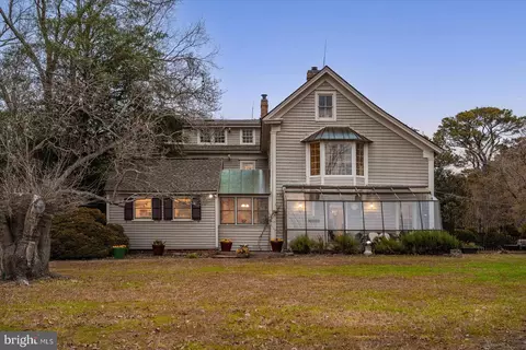 Exterior - 27947 Fairmount Rd, Westover, MD 21871 photo 9 of 29
