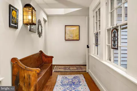 Entry Way - 27947 Fairmount Rd, Westover, MD 21871 photo 7 of 23
