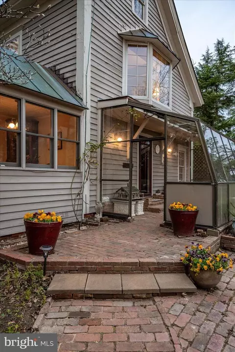 Exterior - 27947 Fairmount Rd, Westover, MD 21871 photo 10 of 29