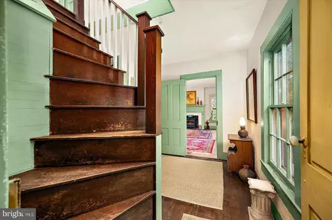 Entry Way - 27947 Fairmount Rd, Westover, MD 21871 photo 17 of 23