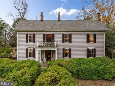 Exterior - 27947 Fairmount Rd, Westover, MD 21871 photo 2 of 29