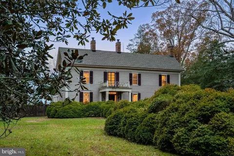 Exterior - 27947 Fairmount Rd, Westover, MD 21871 photo 5 of 29