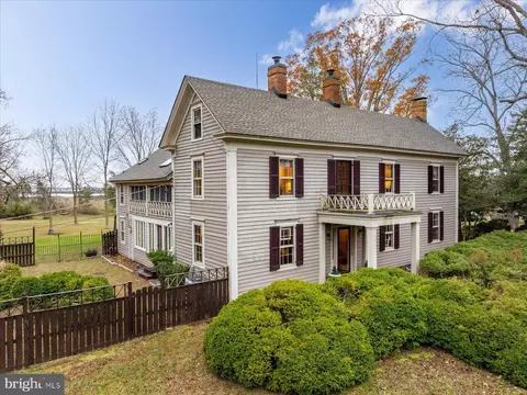 Exterior - 27947 Fairmount Rd, Westover, MD 21871 photo 3 of 29