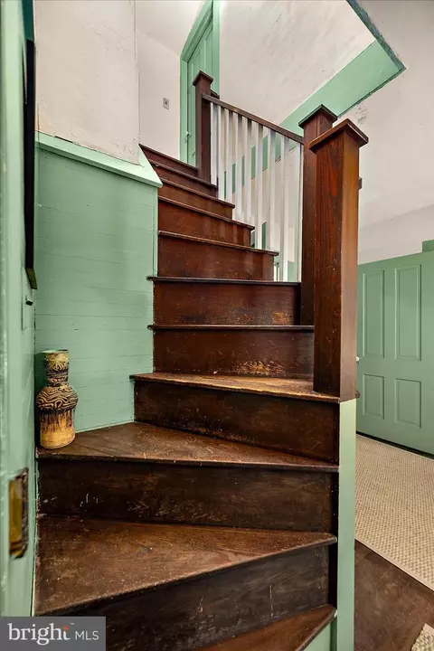 Entry Way - 27947 Fairmount Rd, Westover, MD 21871 photo 18 of 23