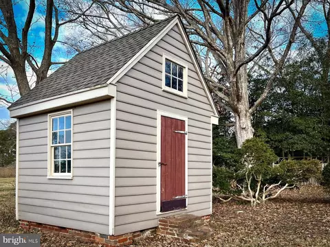 Exterior - 27947 Fairmount Rd, Westover, MD 21871 photo 16 of 29