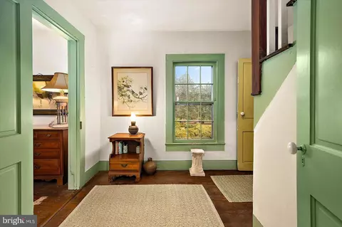 Entry Way - 27947 Fairmount Rd, Westover, MD 21871 photo 20 of 23