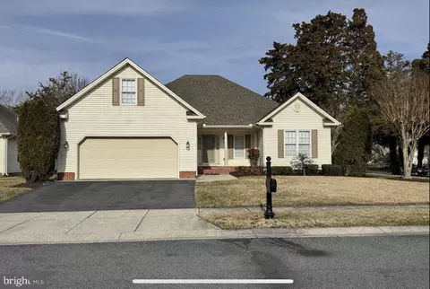 30472 Plantation Dr, Princess Anne, MD 21853