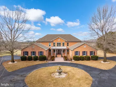 12661 Mallard Ln, Princess Anne, MD 21853