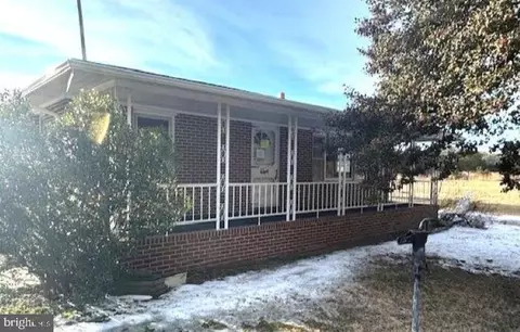 7366 River Rd, Westover, MD 21871