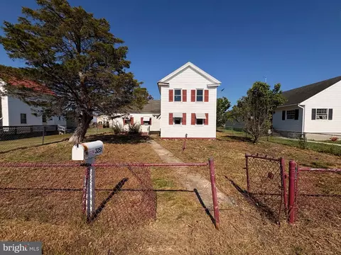 3251 Marsh Rd, Ewell, MD 21824