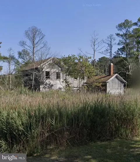 3033 William Maddox Rd, Crisfield, MD 21817