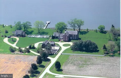10373 Locust Point Rd, Princess Anne, MD 21853