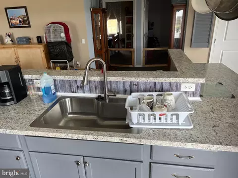 Kitchen - 25980 Rumbley Rd, Westover, MD 21871 photo 4 of 5