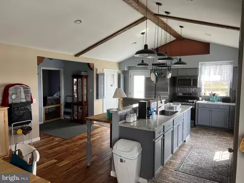 Entry Way - 25980 Rumbley Rd, Westover, MD 21871 photo 2 of 2