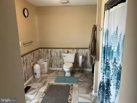 Bath - 25980 Rumbley Rd, Westover, MD 21871 photo 2 of 7
