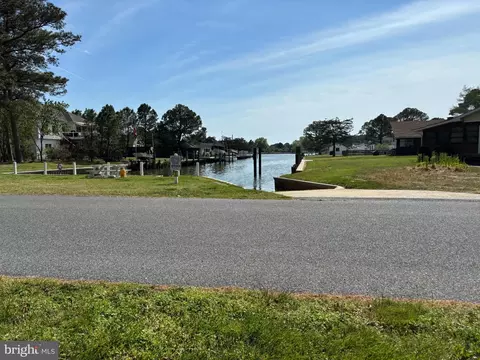 lot2 Hearts Dr, Crisfield, MD 21817