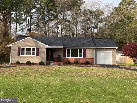 12460 Somerset Ave, Princess Anne, MD 21853