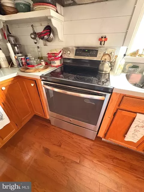 Kitchen - 21162 Tuff St, Tylerton, MD 21866 photo 3 of 5