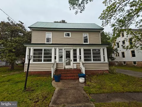 103 S Somerset Ave, Crisfield, MD 21817