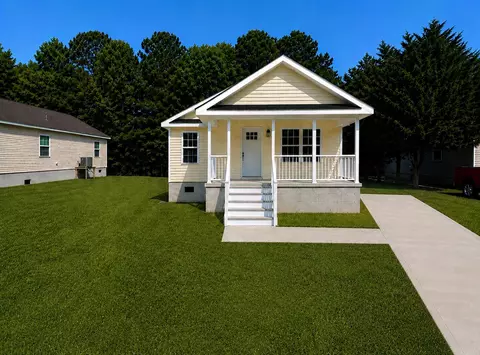 6 Heron Way, Crisfield, MD 21817