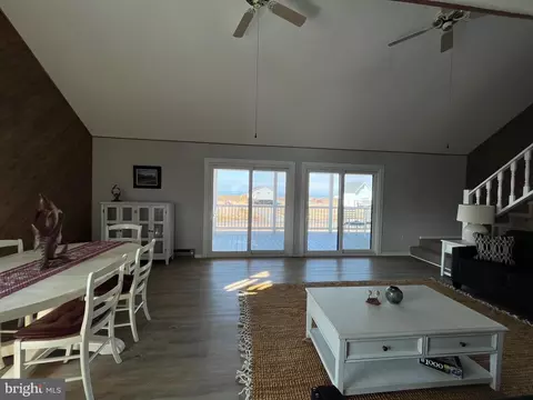 Living - 25785 Drum Point Rd, Westover, MD 21871 photo 3 of 3