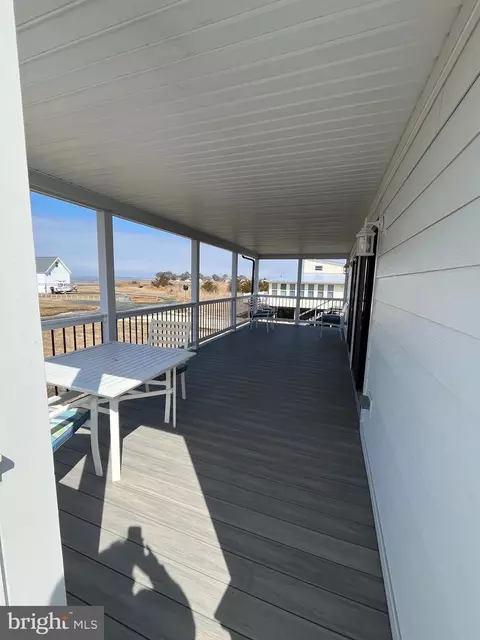 Exterior - 25785 Drum Point Rd, Westover, MD 21871 photo 7 of 7